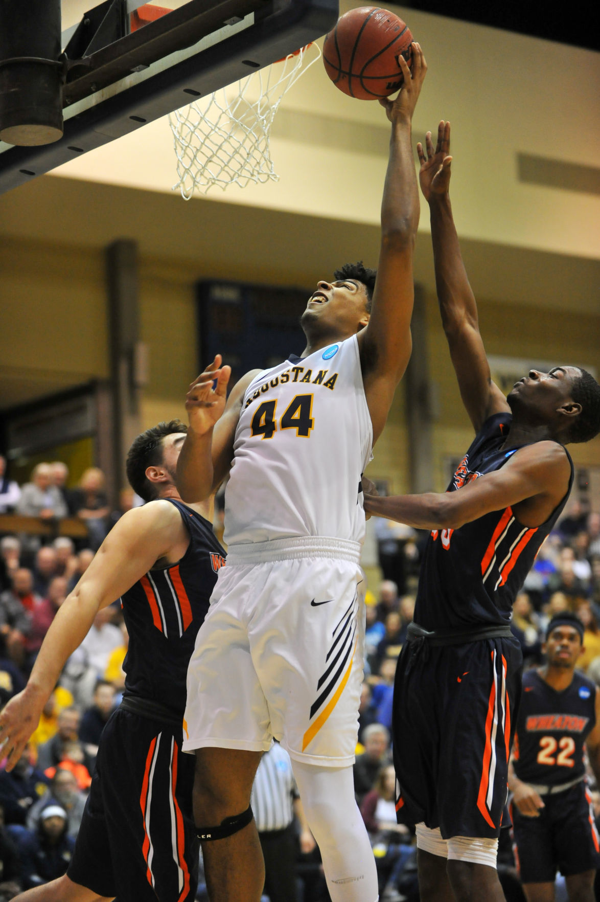 Augustana vs Wheaton in sectional semifinal